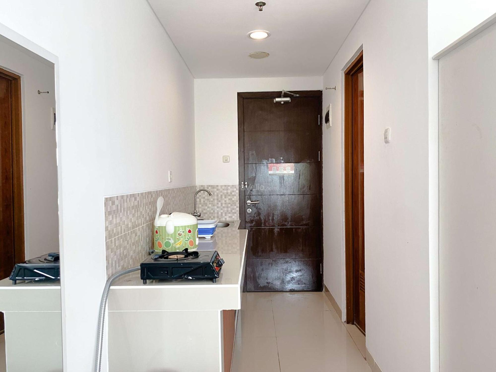 Modern Look And Homey Studio At Enviro Apartment By Travelio Cikarang Eksteriør billede