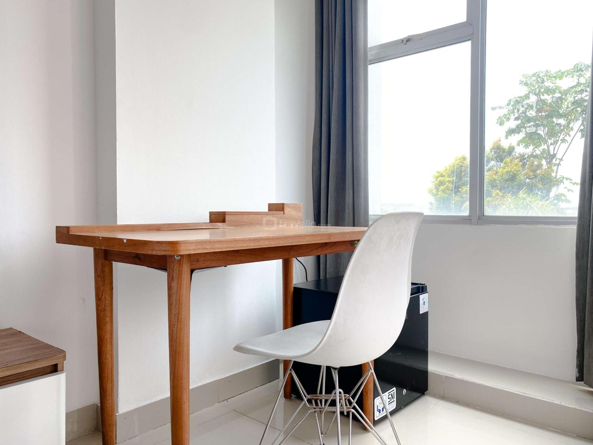 Modern Look And Homey Studio At Enviro Apartment By Travelio Cikarang Eksteriør billede